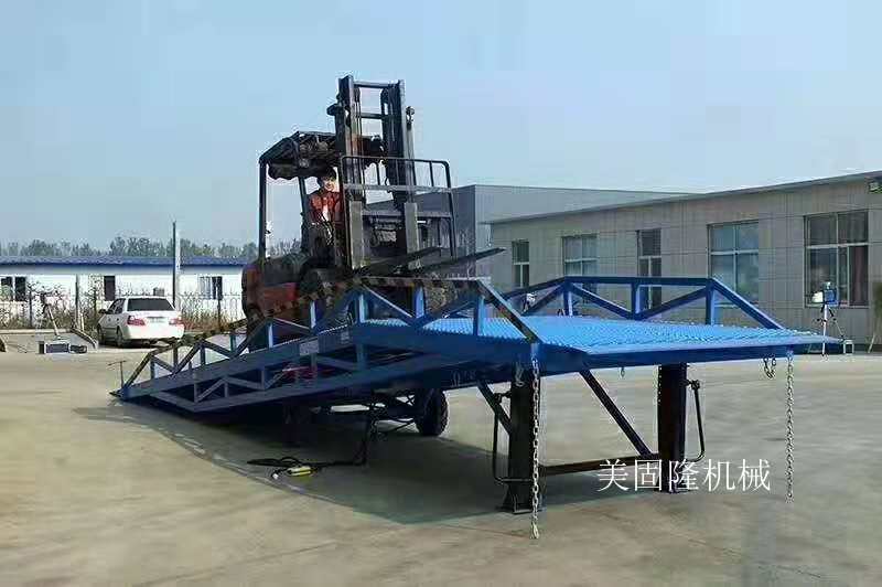 马鞍山移动式登车桥价格